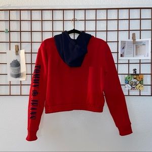 Tommy Jeans 90s Cropped Red Contrast Hoodie